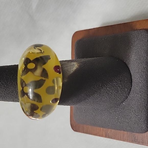 LOUIS VUITTON RESIN INCLUSION RING EUC - Picture 3 of 9
